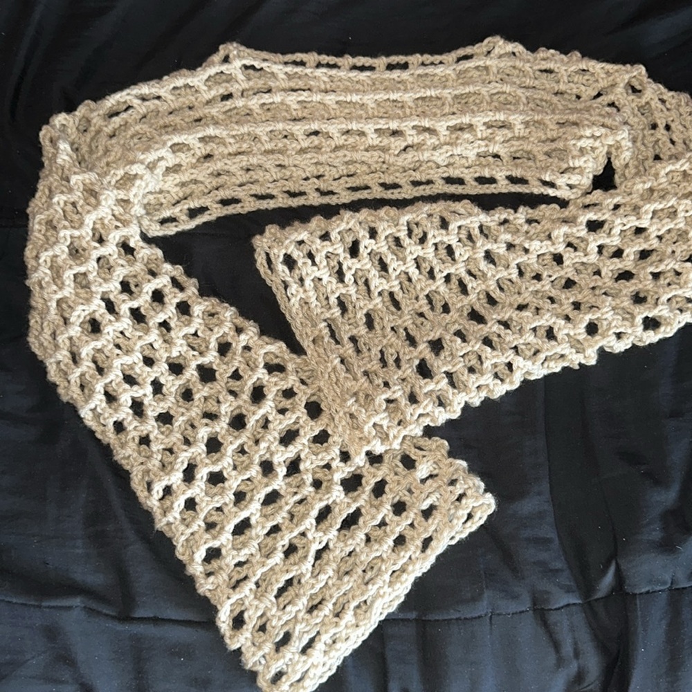 Crochet shrug with flare sleeves